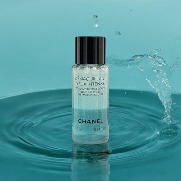 Chanel Demaquillant Yeux Intense
(Eye Makeup Remover) - Picture 16 of 16